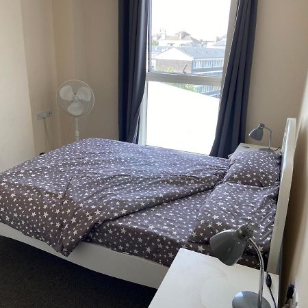 Lovely 2Br Apartment W/ City View Londra Dış mekan fotoğraf