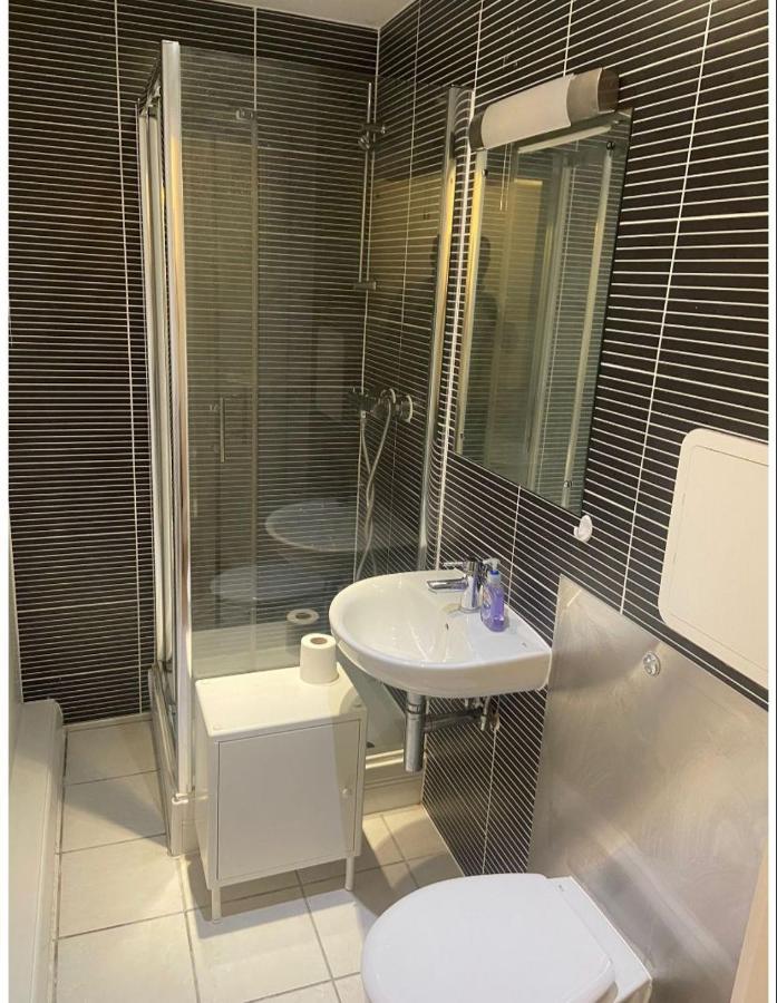 Lovely 2Br Apartment W/ City View Londra Dış mekan fotoğraf