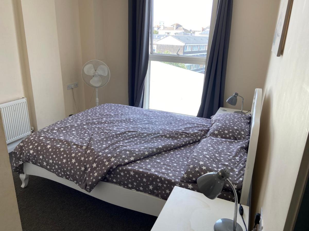 Lovely 2Br Apartment W/ City View Londra Dış mekan fotoğraf
